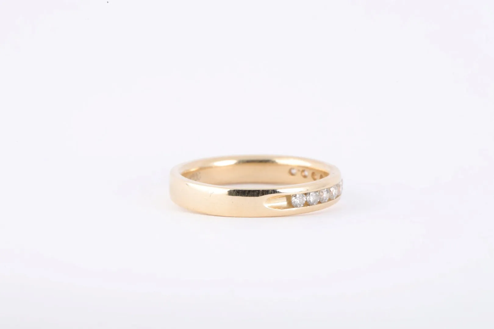 14k Yellow Gold 0.33tcw Diamond Wedding Band Size 4.75 (2.65g.)