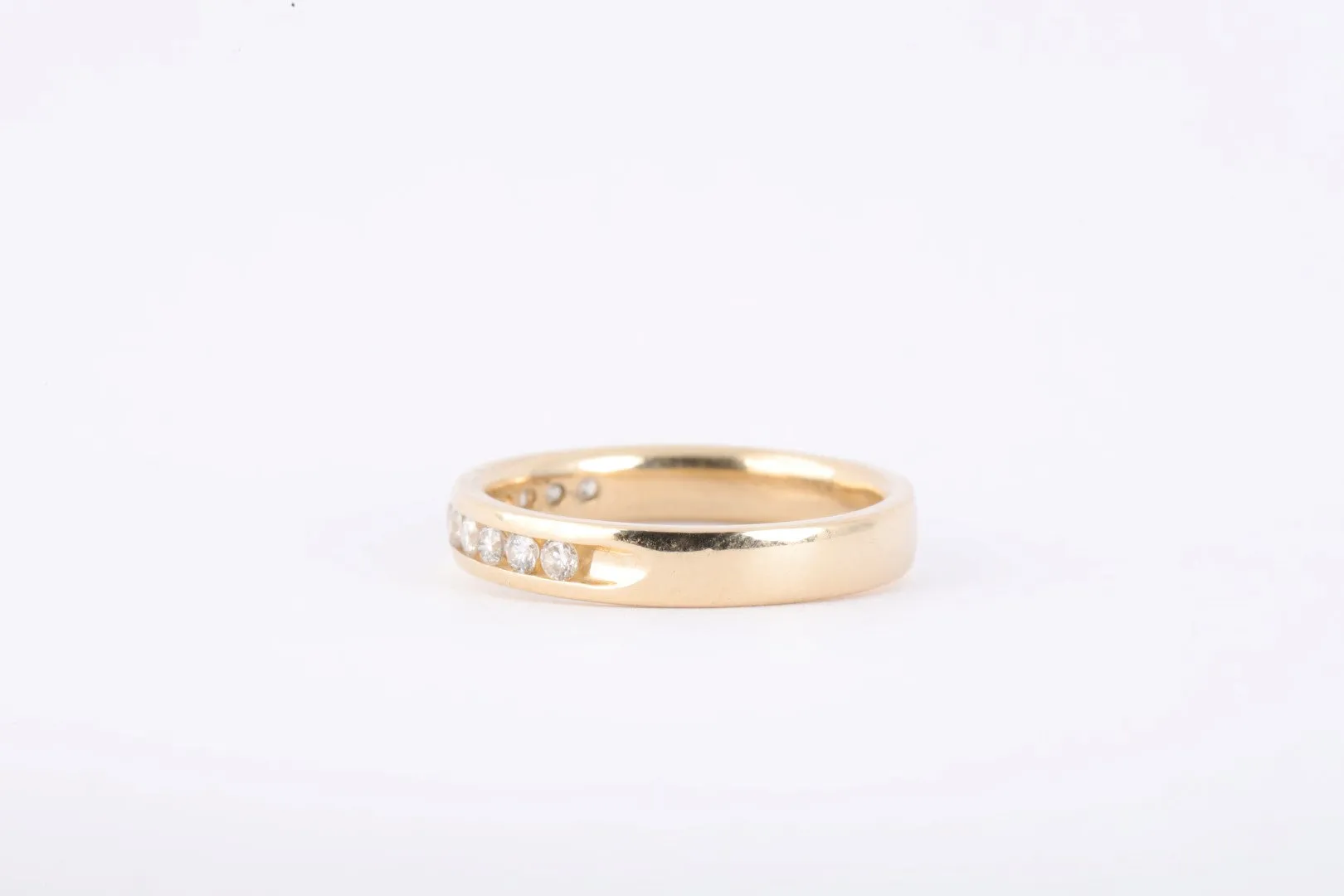 14k Yellow Gold 0.33tcw Diamond Wedding Band Size 4.75 (2.65g.)