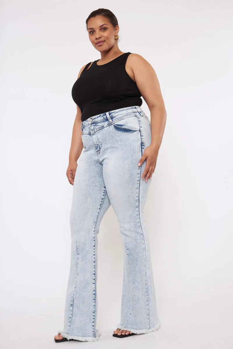 Cayla High Rise Flare Jeans (Plus Size)