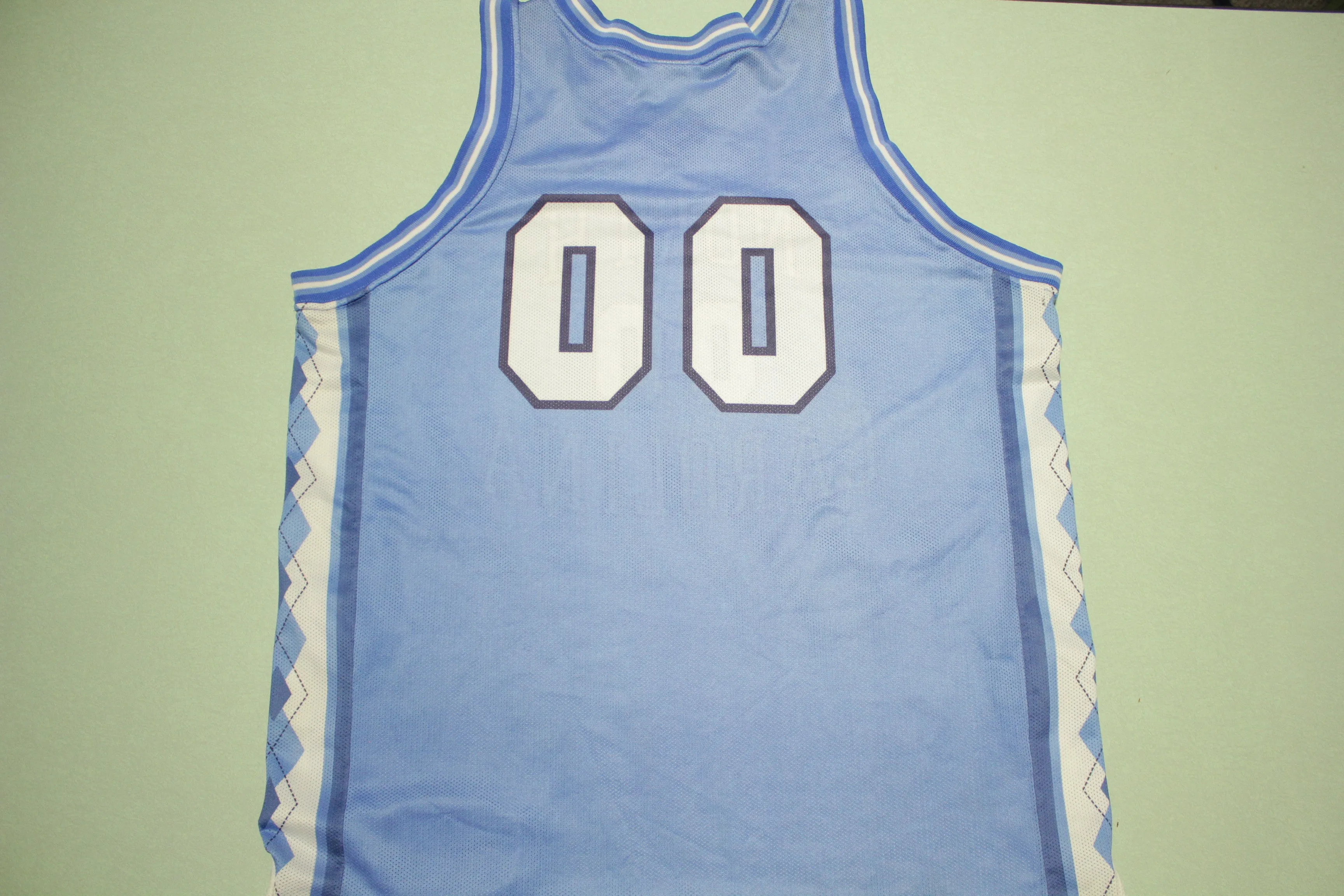 North Carolina 00 Vintage 90's Nike Team Sports Made in USA Jersey